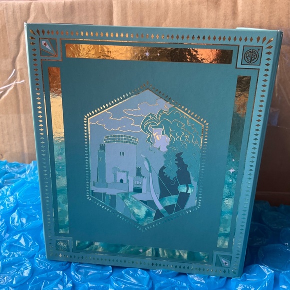 Disney Brave Merida Castle ornament - Picture 3 of 4